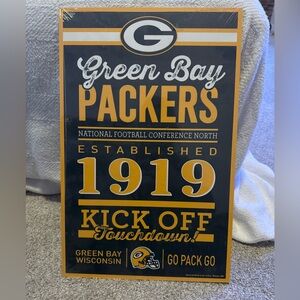 Green Bay Packers Sign